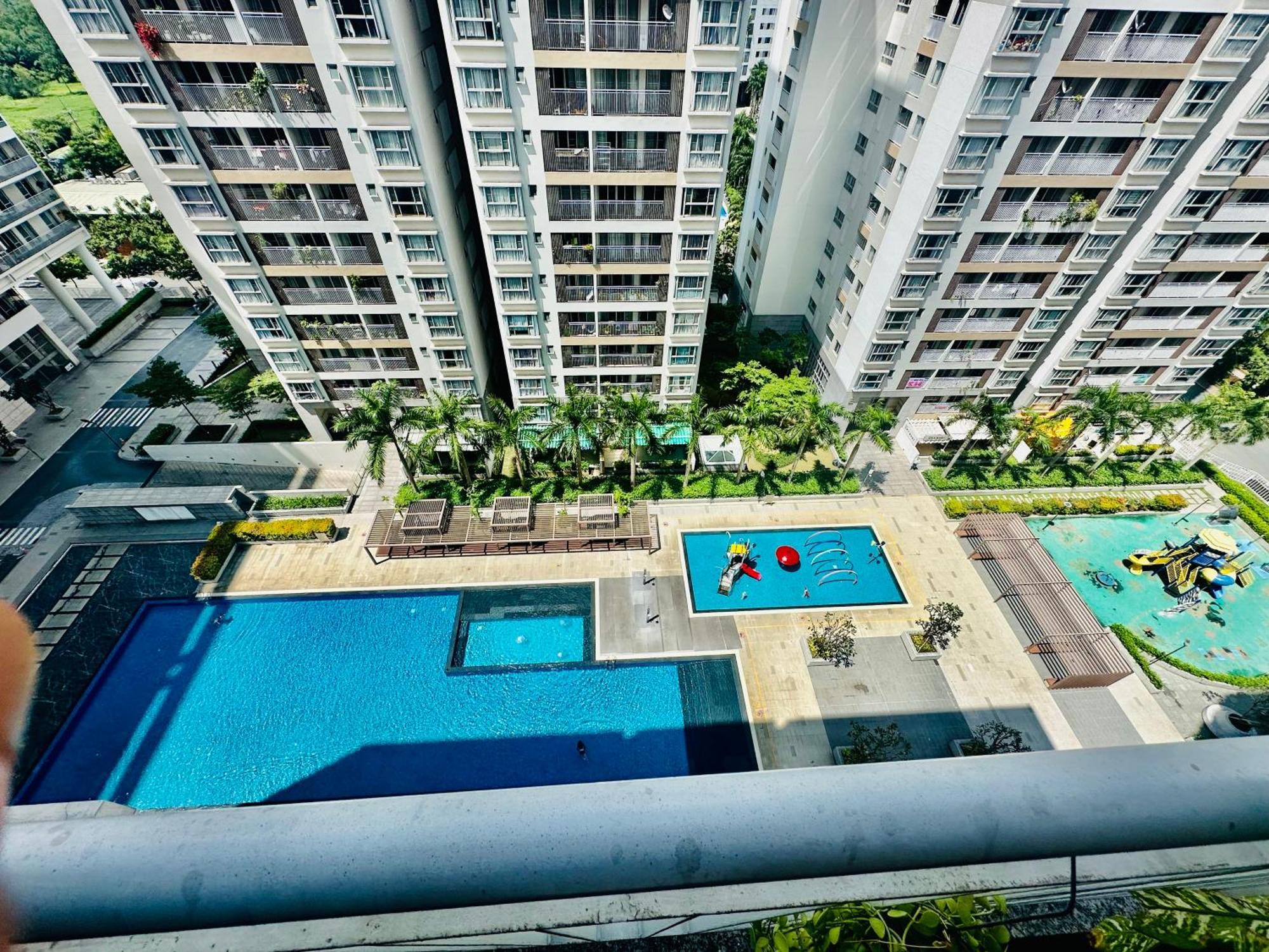 Scenic Valley Suite Ho Chi Minh City Exterior photo